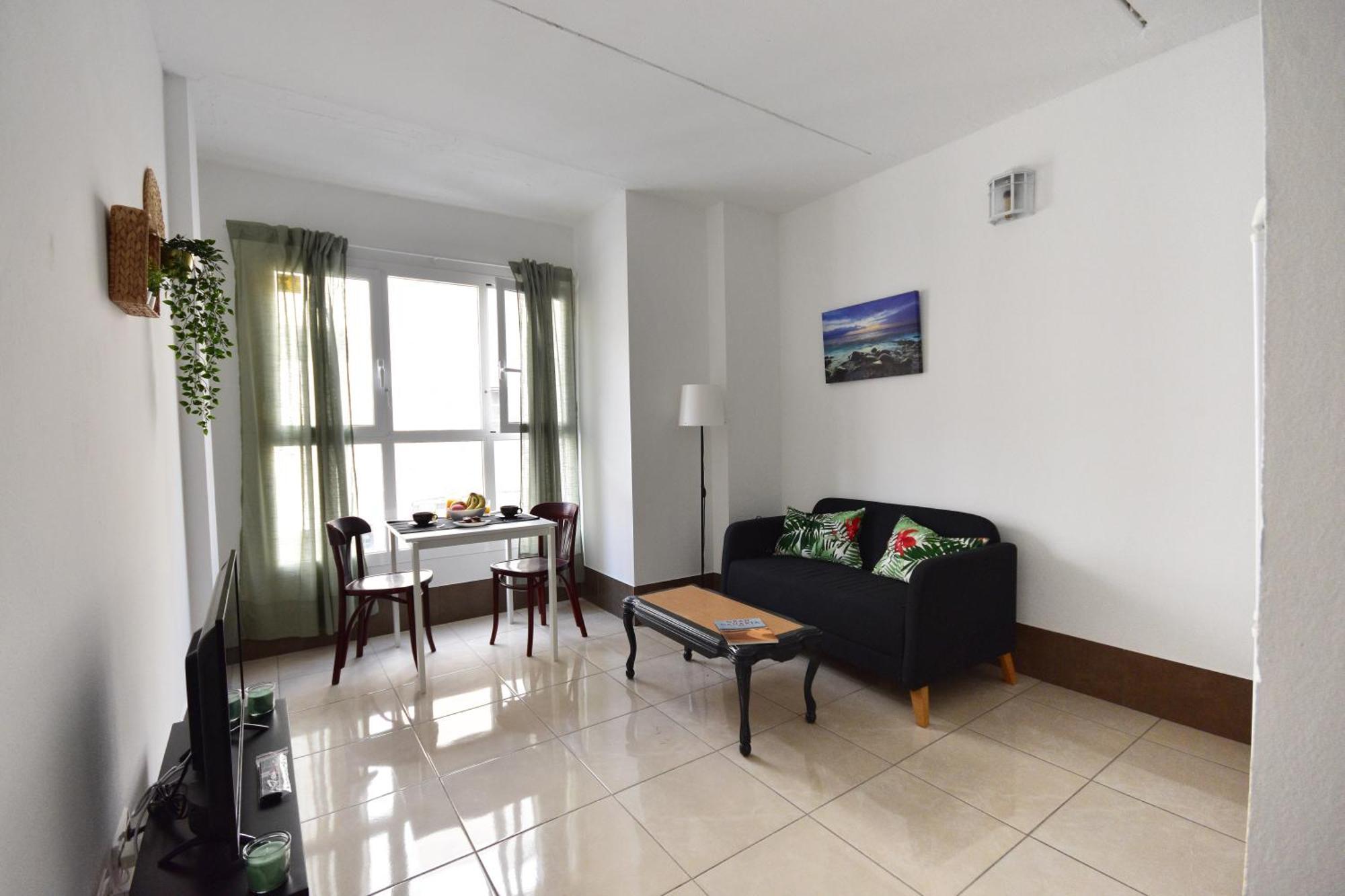 Apartamentos A 10 Minutos Del Aeropuerto Carrizal Room photo